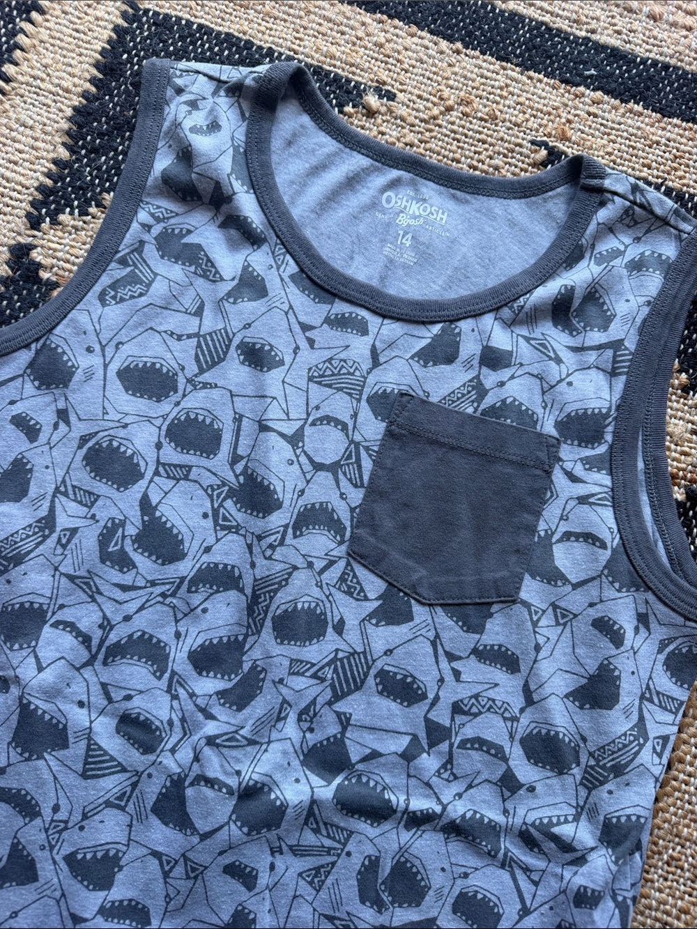 🦈 OshKosh B'gosh Boys' Gray Shark Pocket Tank Top - 14